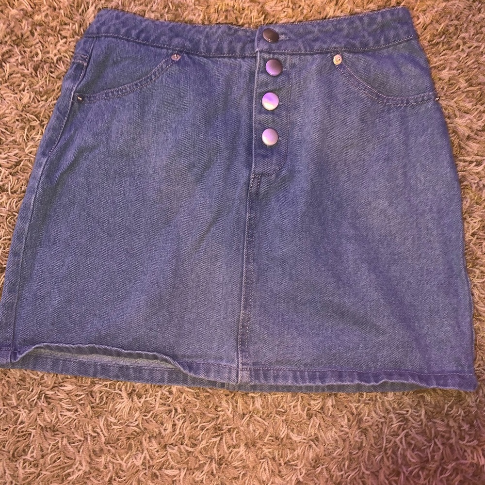 Denim skirt